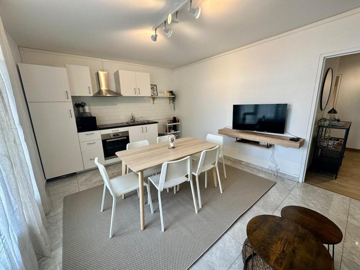 Au Coeur Du Quartier Taittinger Apartment แร็งส์ ภายนอก รูปภาพ